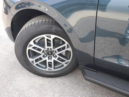 Stone Blue Metallic 2026 Ford Expedition Active