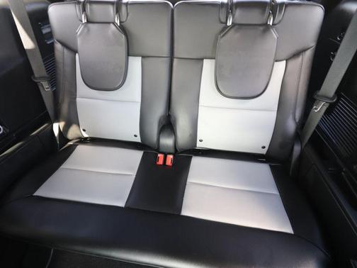 Carbonized Gray Metallic 2023 Ford Explorer XLT