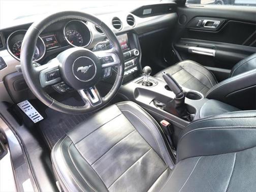 2015 Ford Mustang EcoBoost Premium