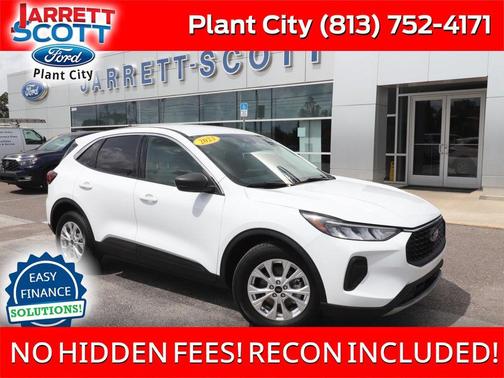 Oxford White 2023 Ford Escape Active
