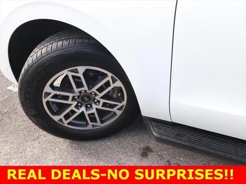 2025 Ford Expedition Max Active 4x2