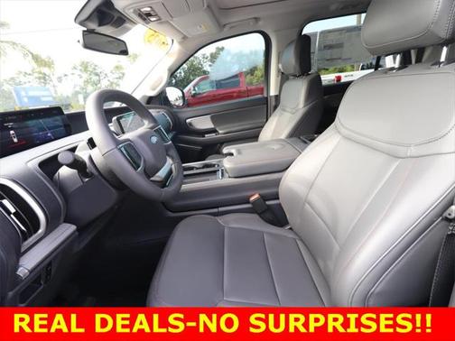 2025 Ford Expedition Max Active 4x2