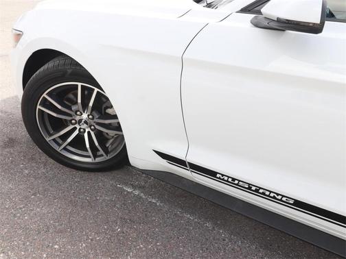 2015 Ford Mustang EcoBoost Premium