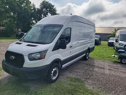 2022 Ford Transit-250 Base