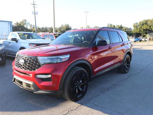 2022 Ford Explorer ST-Line