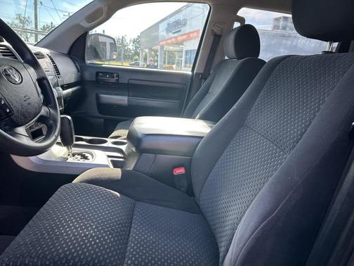 2011 Toyota Tundra Grade