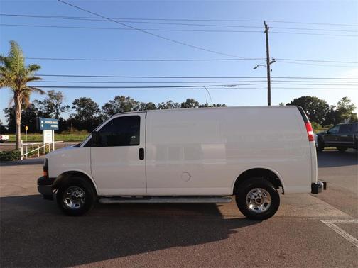2023 GMC Savana 2500 Work Van