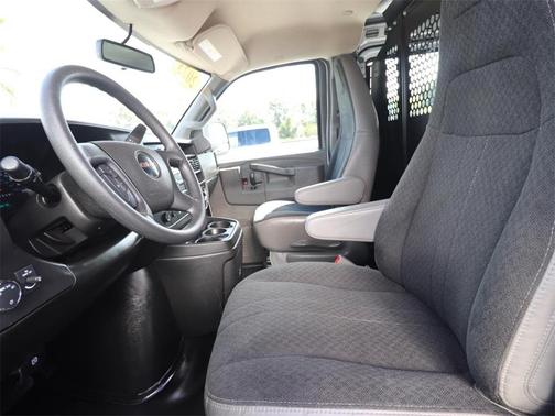 2023 GMC Savana 2500 Work Van