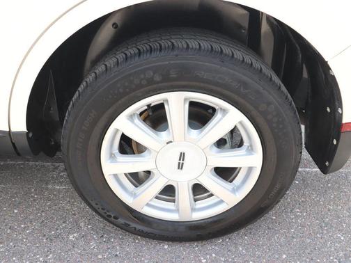 White Chocolate Tri-Coat 2007 Lincoln MKX Base