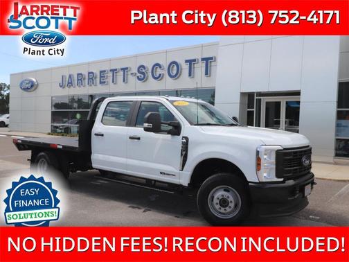 Oxford White 2025 Ford F-350 XL