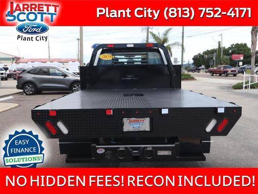 Oxford White 2025 Ford F-350 XL