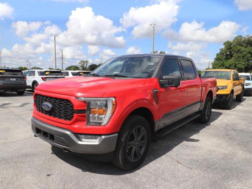 Race Red 2023 Ford F-150 XLT