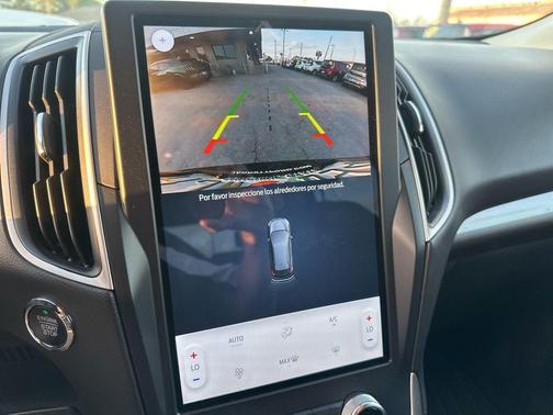 2024 Ford Edge SE