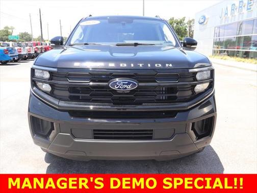 2025 Ford Expedition Active