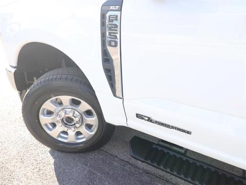 2024 Ford F-250 XLT