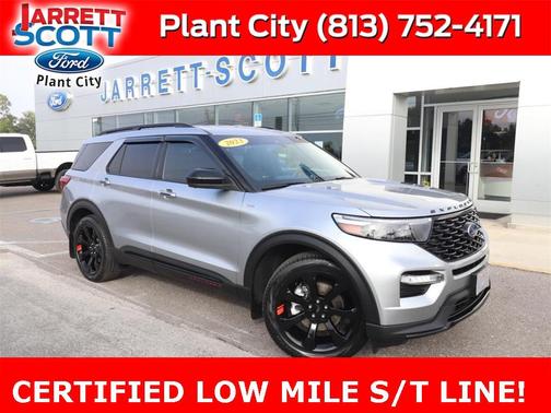 2023 Ford Explorer ST-Line