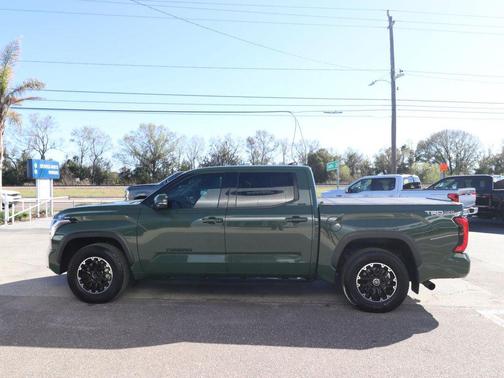 2022 Toyota Tundra SR5