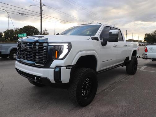 2024 GMC Sierra 3500 Denali