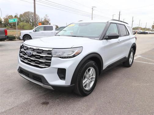 2026 Ford Explorer Active w/200A Pkg