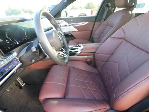 2024 BMW 760 xDrive
