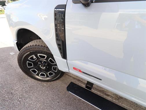 2025 Ford F-250 Platinum