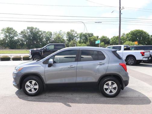 Satin Steel Metallic 2020 Chevrolet Trax LS