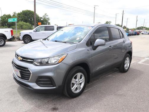 Satin Steel Metallic 2020 Chevrolet Trax LS