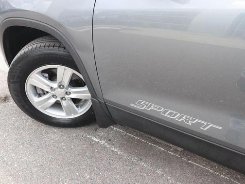 Satin Steel Metallic 2020 Chevrolet Trax LS