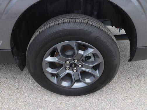 Carbonized Gray Metallic 2025 Ford Maverick XLT