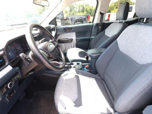 Carbonized Gray Metallic 2025 Ford Maverick XLT