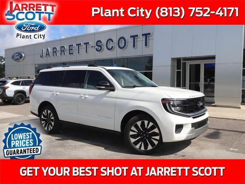 Star White Metallic Tri-Coat 2026 Ford Expedition Platinum
