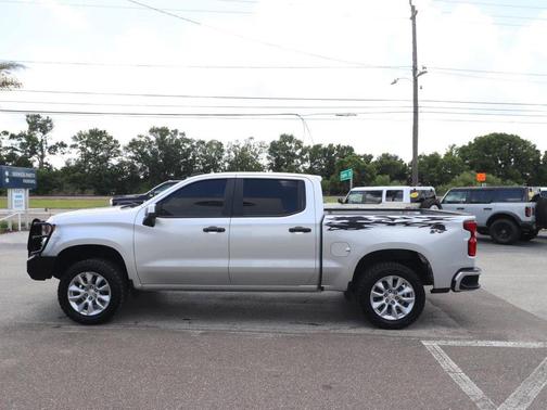 2022 Chevrolet Silverado 1500 Limited Custom