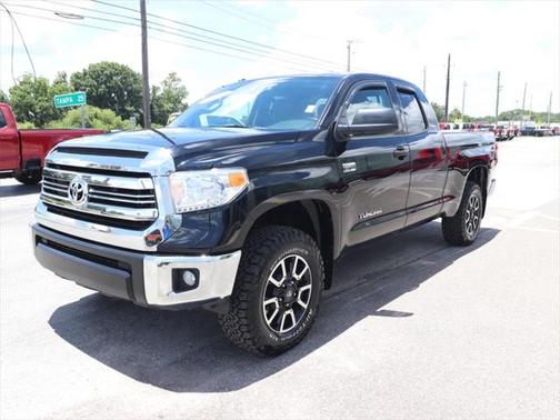 2017 Toyota Tundra SR5