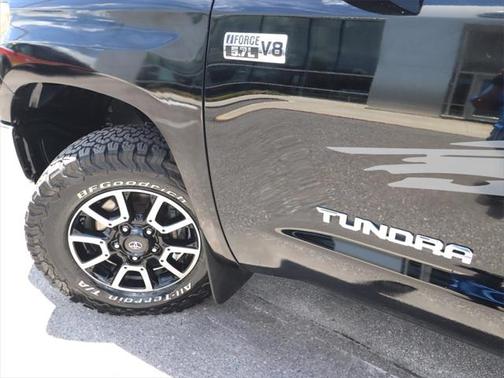 2017 Toyota Tundra SR5
