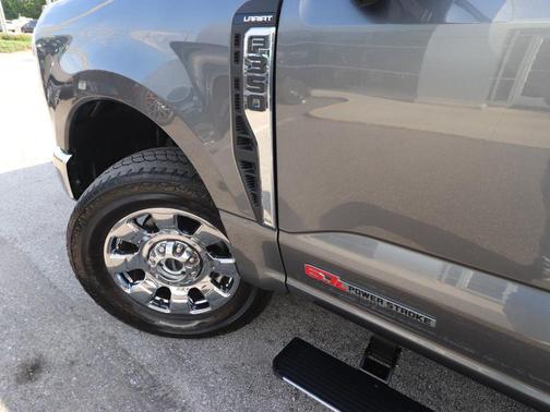 2024 Ford F-350 Lariat