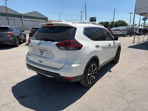 2020 Nissan Rogue SL