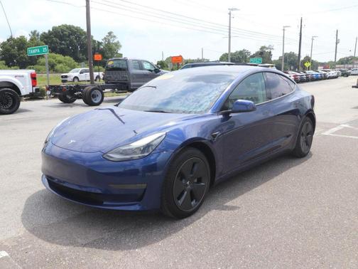 Deep Blue Metallic 2022 Tesla Model 3 Long Range