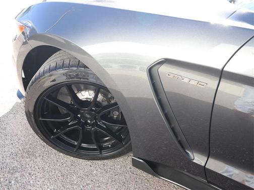 2019 Ford Shelby GT350 Base
