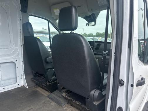 2021 Ford Transit-250 Base
