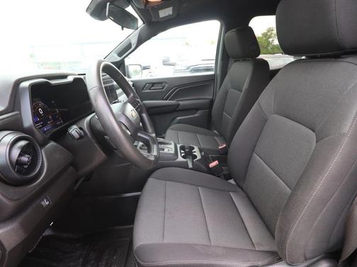 2023 Chevrolet Colorado WT