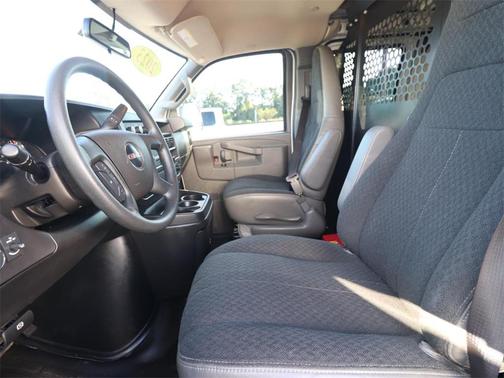 2023 GMC Savana 2500 Work Van