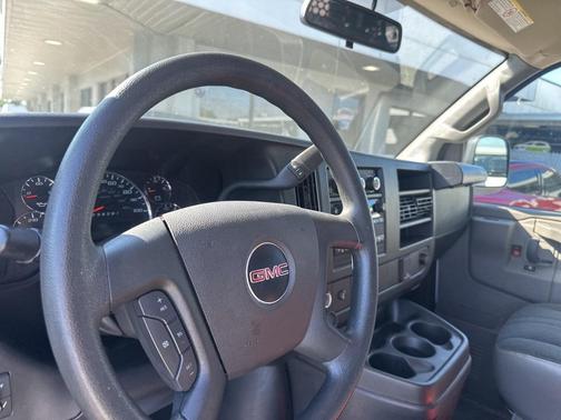 2023 GMC Savana 2500 Work Van