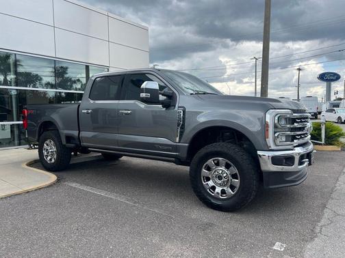 Carbonized Gray Metallic 2024 Ford F-250 Lariat