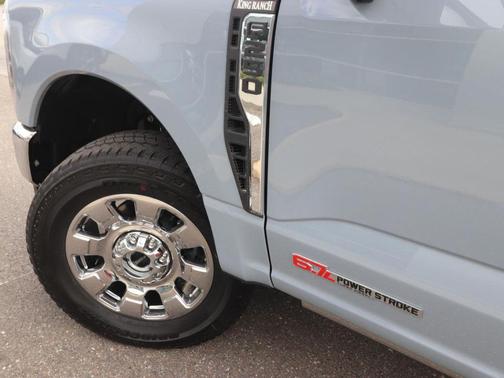 Glacier Gray Metallic Tri-Coat 2026 Ford F-250 King Ranch