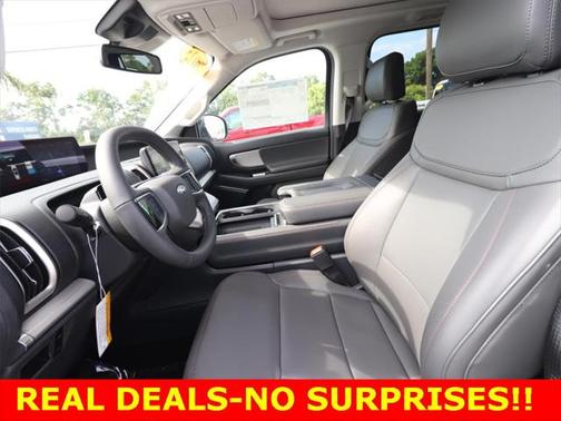 2025 Ford Expedition Max Active 4x2