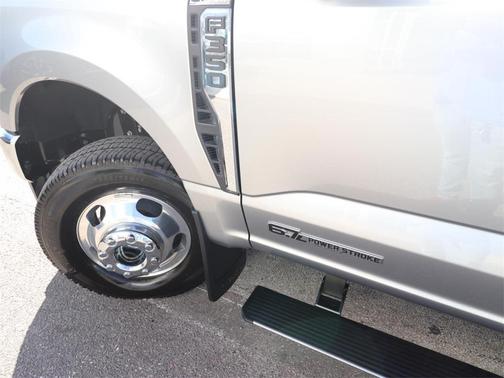 2024 Ford F-350 Lariat