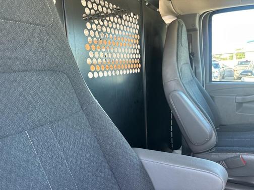 2024 GMC Savana 2500 Work Van