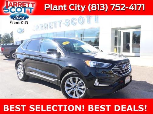 2022 Ford Edge Titanium