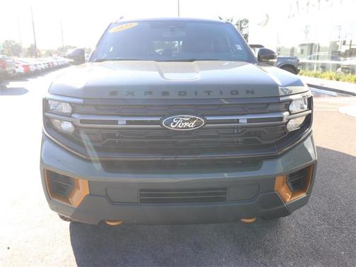 2025 Ford Expedition Tremor
