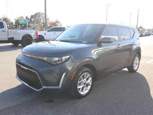 2025 Kia Soul LX